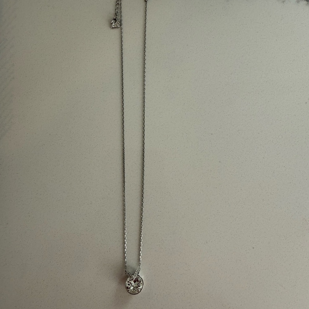 Swarovski Bella V Pendant